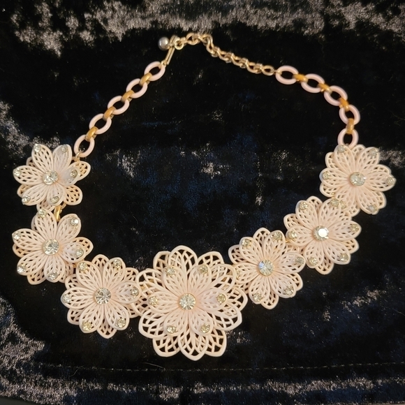 Vintage Plastic Filigree Flower with Rhinestones Necklace and Bracelet S… - Picture 4 of 7